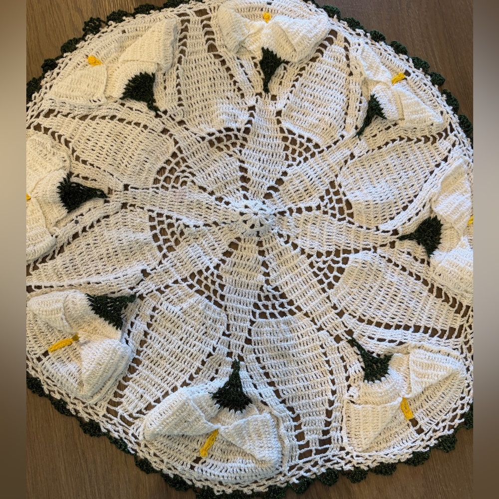 Elegant White and Green Calla Lily Crochet Doily